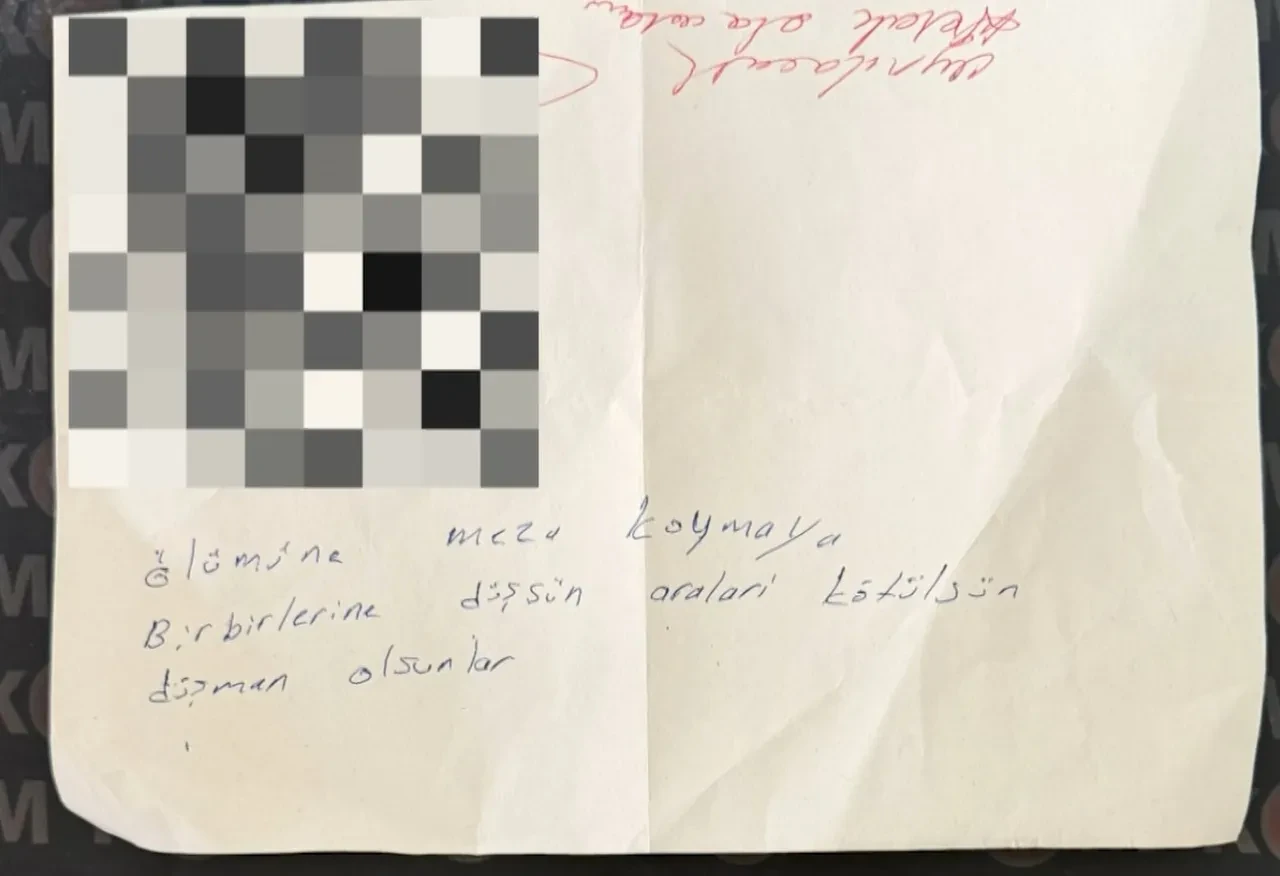 Gaziantep'te pes dedirten operasyon! Büyü ve beddua içerikli kağıtlar şoke etti: 'Ölümü aniden olsun'