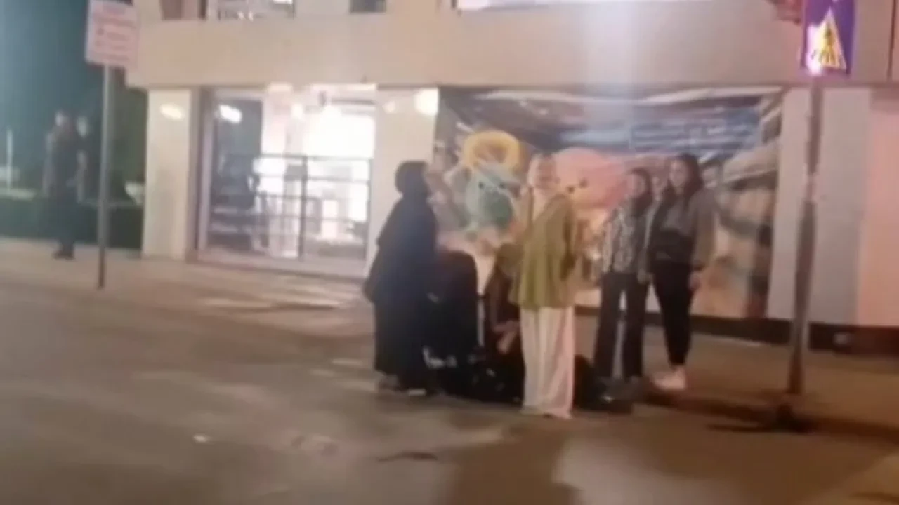 İki kadın grubu arasındaki kavganın görüntüleri ortaya çıktı! Birbirlerine girdiler: İşte o anlar 