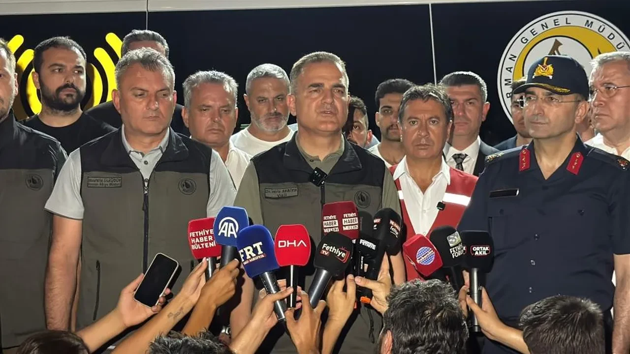 Muğla Fethiye'de yangın! 1 mahalle tahliye edildi, alevler saatler sonra kontrol altında