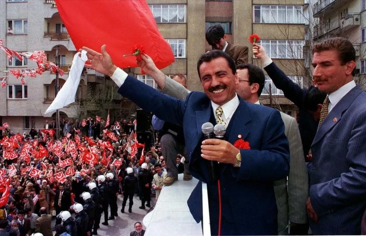 Muhsin Yazıcıoğlu dosyasına ilişkin dikkat çeken iddia! Kazayı inceleyen Alman uzman tehdit edildi