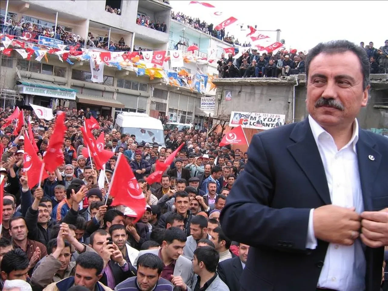 Muhsin Yazıcıoğlu dosyasına ilişkin dikkat çeken iddia! Kazayı inceleyen Alman uzman tehdit edildi