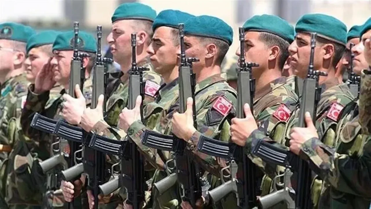 Tezkere kararı Resmi Gazete'de: TSK 2 yıl daha Somali'de
