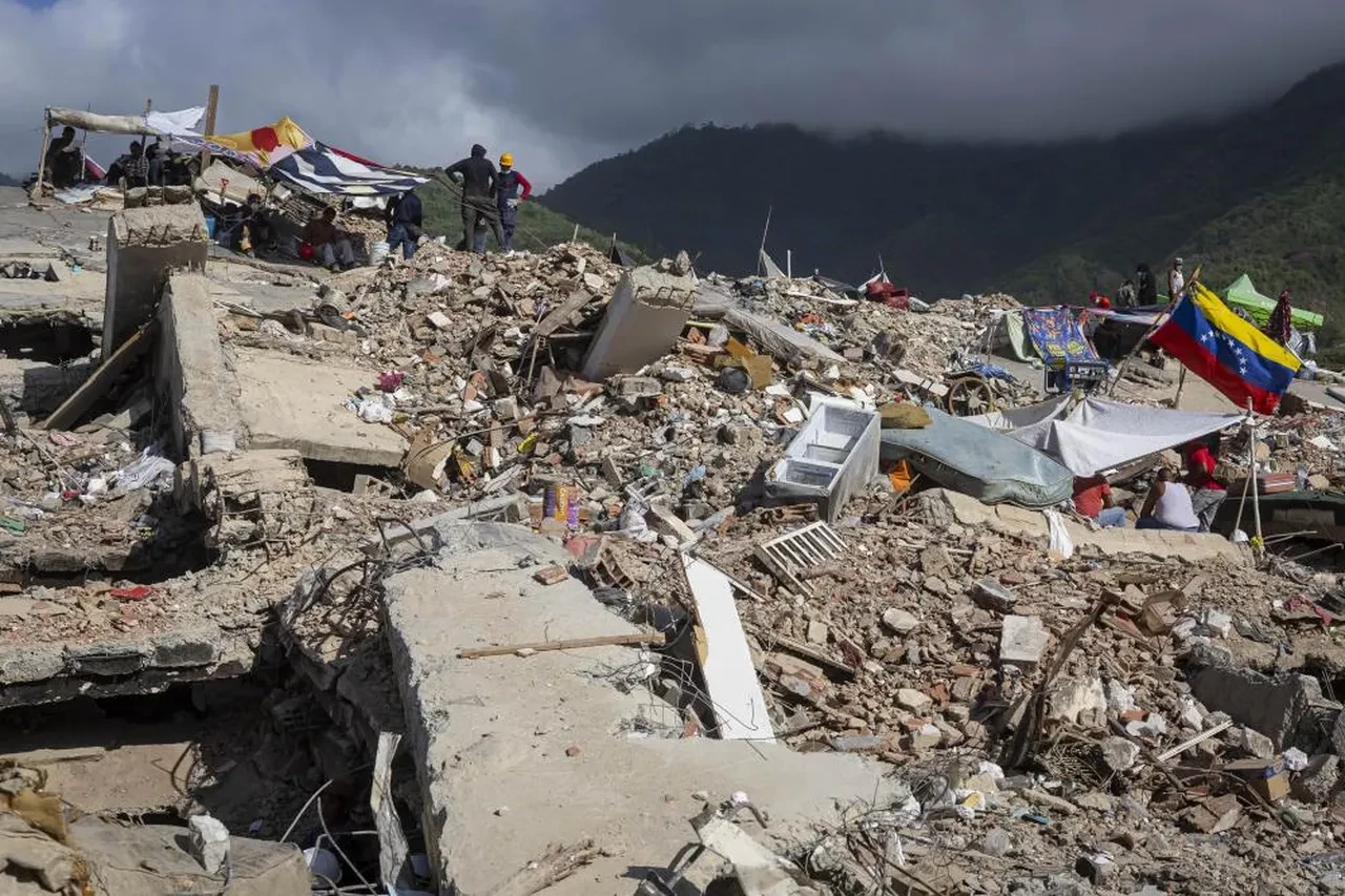 Venezuela depreminde ölü sayısı artıyor! 30 bin kişi hala kayıp
