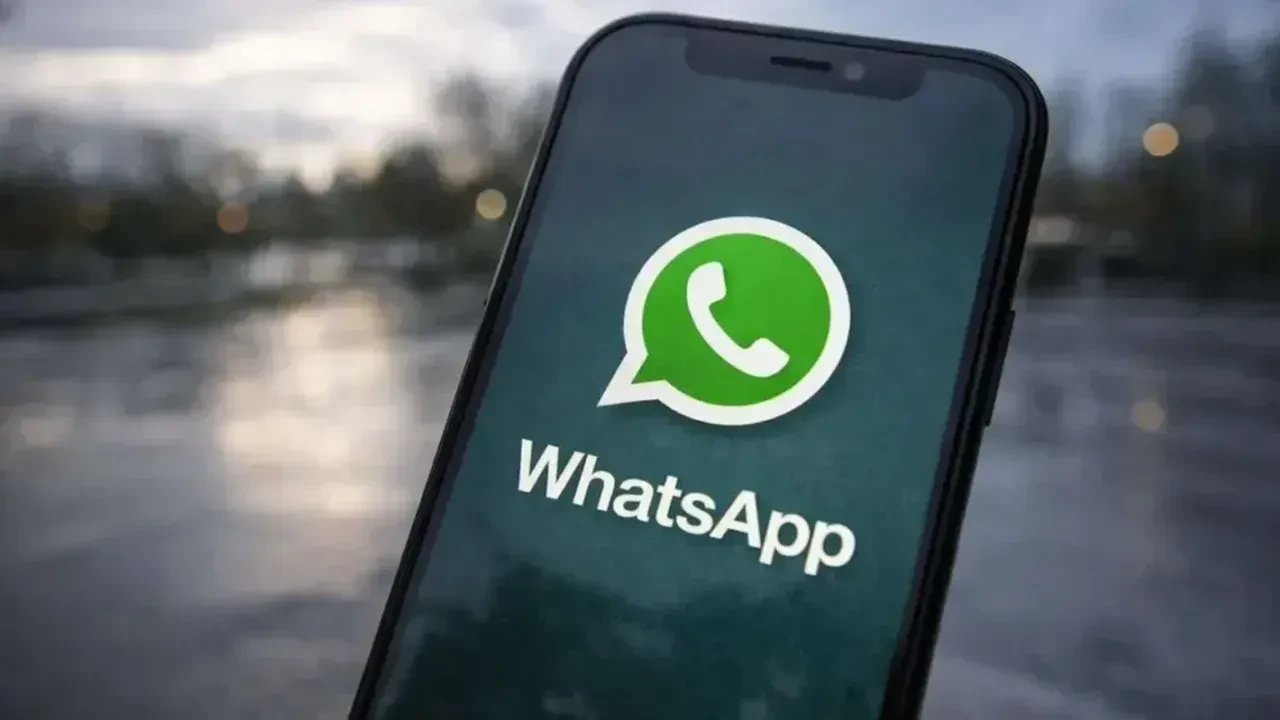 WhatsApp'a kapsamlı güncelleme: Otomobilden iPad’e birçok özellik geliyor
