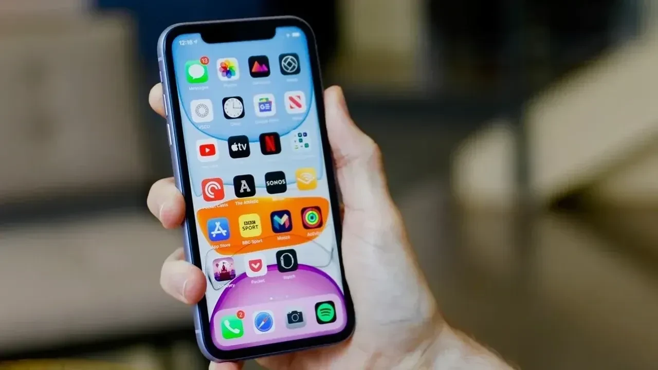 Yeni sistem geliyor! Taksidini ödemeyen iPhone’u kullanamayacak