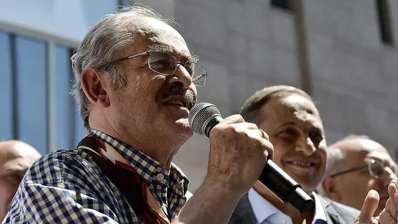 Yılmaz Büyükerşen CHP'den istifa etti! Kılıçdaroğlu'na kullandığı ifade dikkat çekti