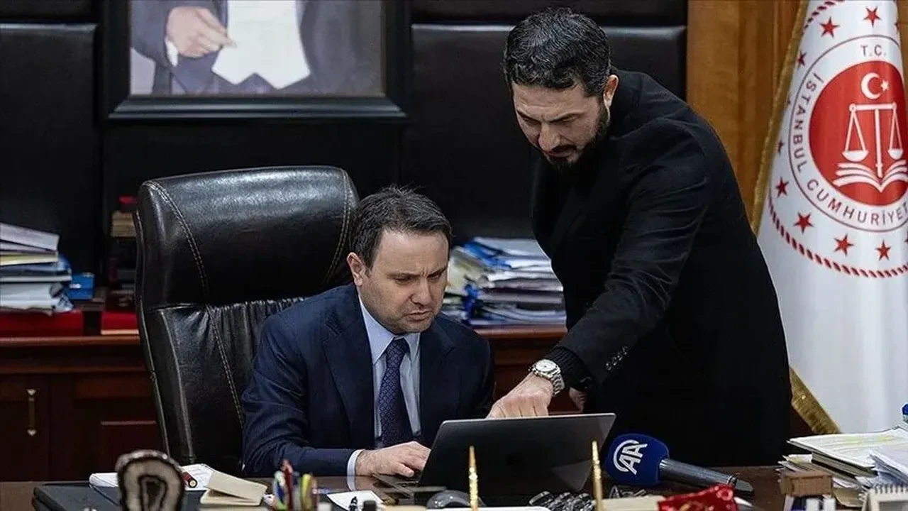 Adalet Bakanı Akın Gürlek Ahbap Derneğinin depremde topladığı parayı açıkladı: Haluk Levent panikle yurt dışına çıkmak istedi