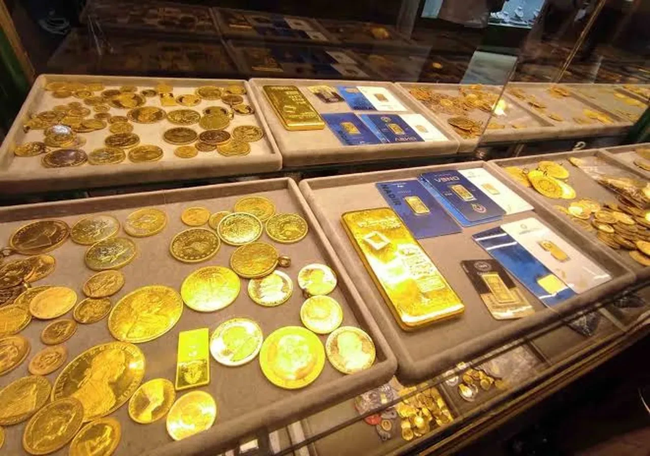 Altın fiyatları için yeni rota! UBS tarih vererek, altının yükseleceği fiyatı açıkladı