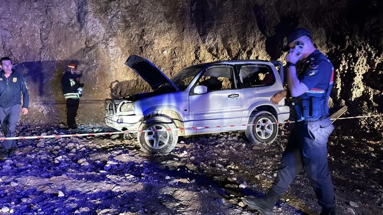 Av yolunda facia! Uçurumdan yuvarlanan genç sevgililer hayatını kaybetti