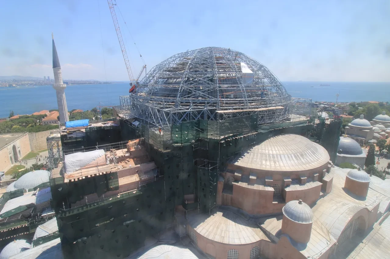Ayasofya'nın ibadete açılışının 6. yılında ana kubbe restorasyonunda yeni dönem: Özgün doku korunacak