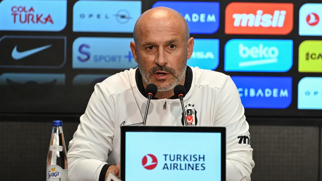 Beşiktaş'ta Italiano, Midtjylland galibiyetini değerlendirdi! 