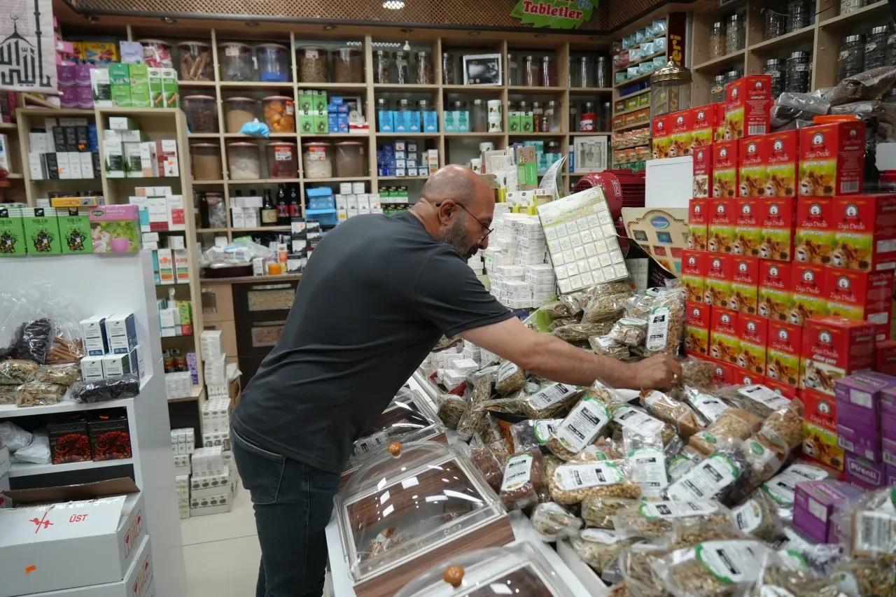 Kavurucu sıcakların 'az bilinen' panzehiri bulundu: Muşluların sırrı aktarları adeta kilitledi!