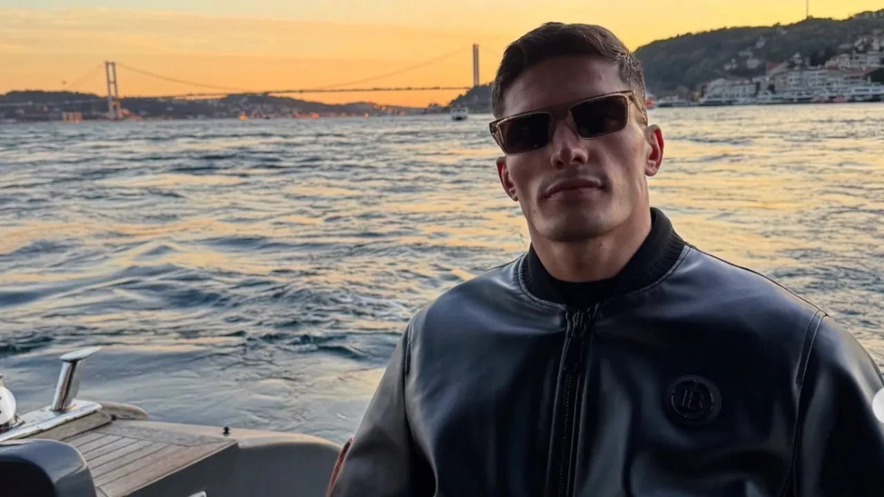 UFC'de Türkiye adına katılan İslam Dulatov nereli?