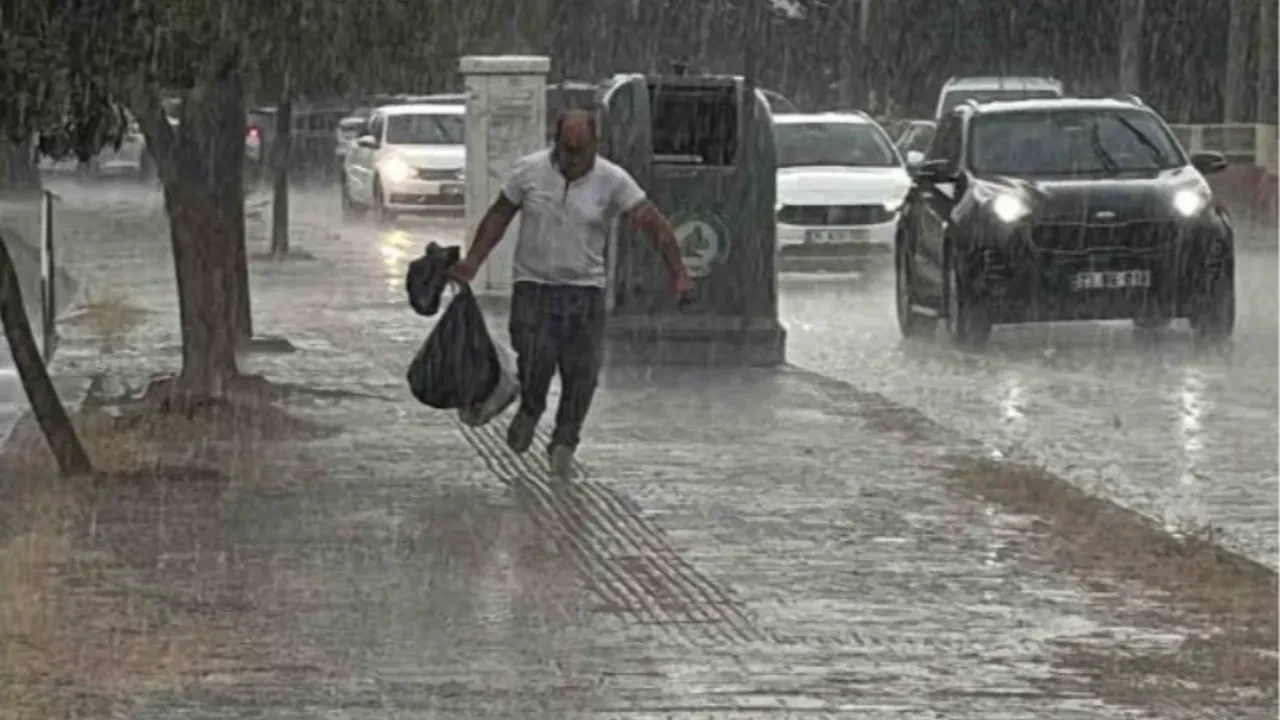 25 Temmuz 2026 hava durumu | İstanbul dahil 35 ile turuncu ve sarı kod verildi