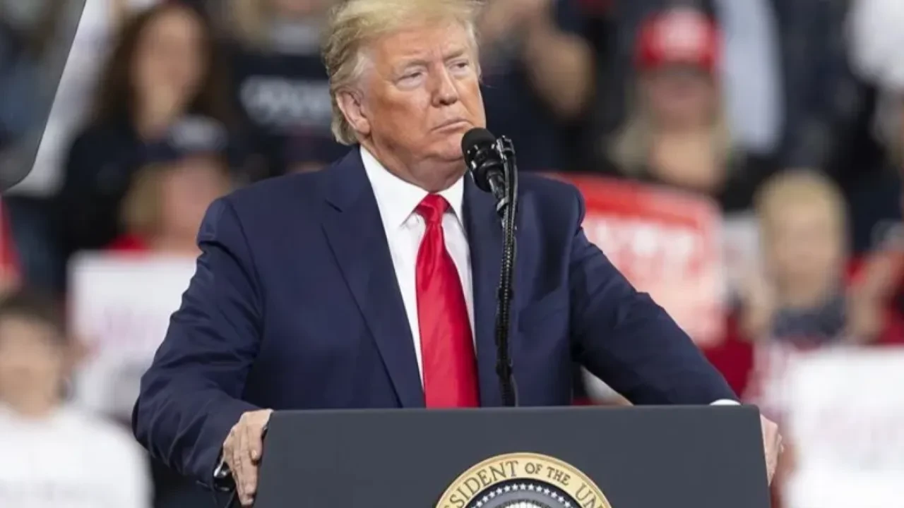 ABD'de anayasa tartışmalarını başlatacak çıkış; Donald Trump yine adaylığa göz dikti