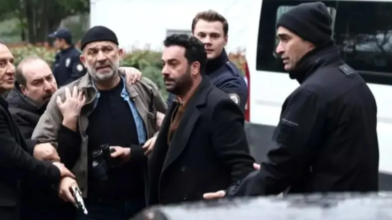Arka Sokaklar'ın senaristi açıkladı! 20 sezonluk ekran macerası resmen bitti!