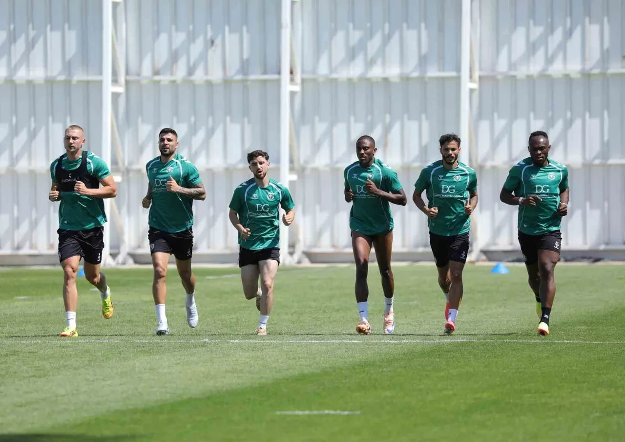 Konyaspor Hull City hangi kanalda? Konyaspor Hull City CANLI nerede izlenir, hangi kanal veriyor?
