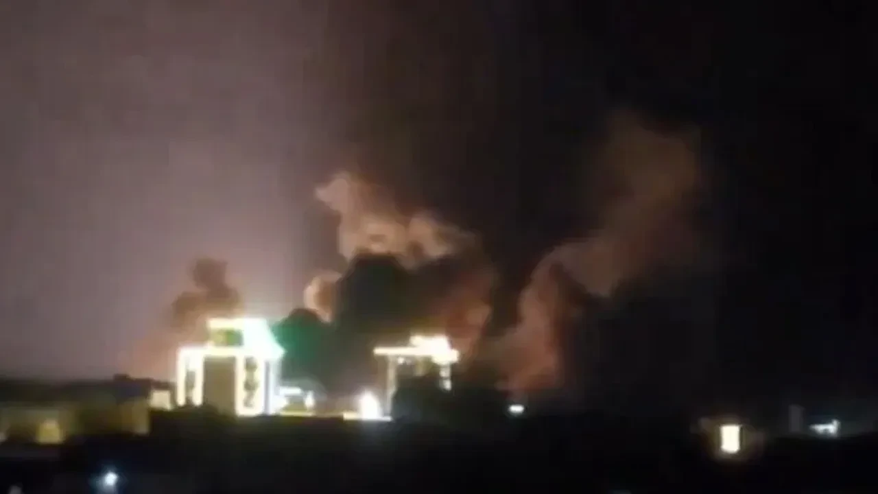 Orta Doğu’da ateş yayılıyor! Husilerden Suudi Arabistan'a kamikaze İHA ve füze saldırısı