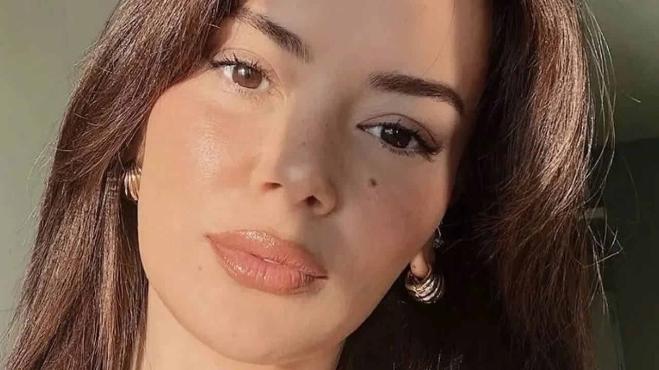 Seray Kaya İdris Aybirdi’yle olan ihanet iddialarını yalanladı, Sahra Işık'tan gönderme geldi!