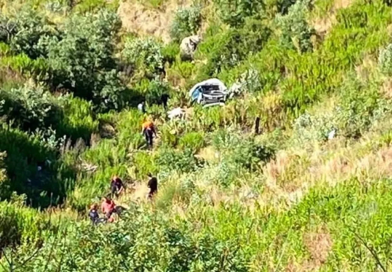 Antalya'da katliam gibi kaza! Otomobil uçuruma yuvarlandı: Çok sayıda ölü var