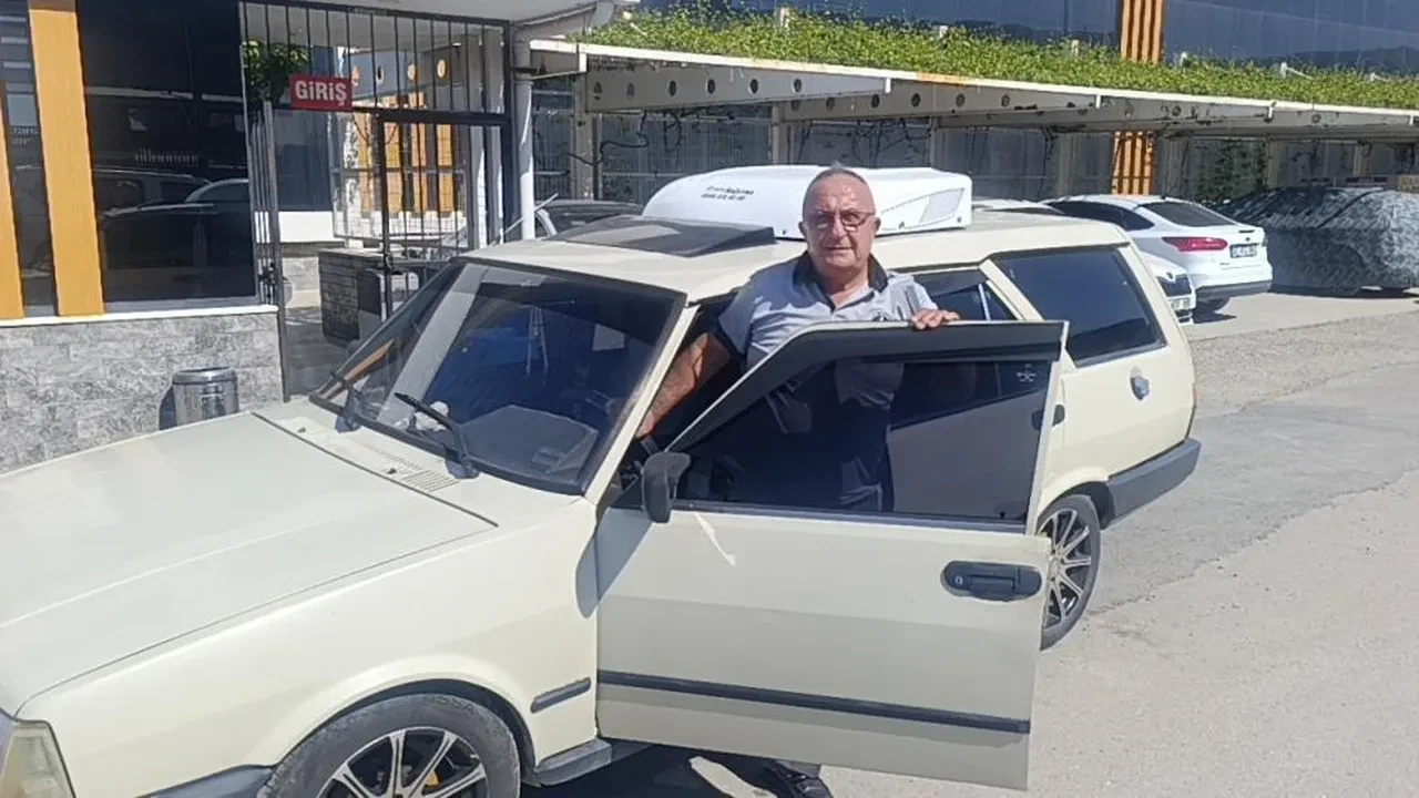 Arabası 1988 model! Yaptırdığı klima sistemiyle tüm sürücülere çağrıda bulundu: Böyle araç kullanmayın