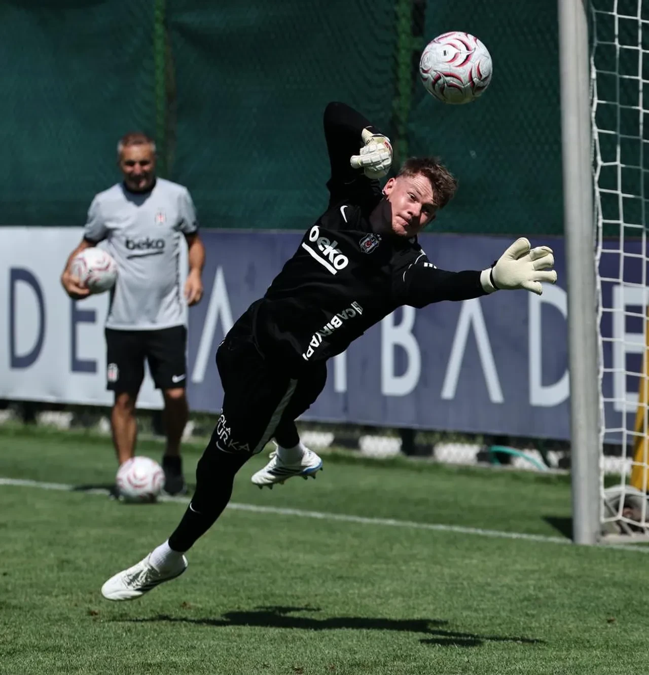 Beşiktaş, Midtjylland maçı hazırlıklarını sürdürdü