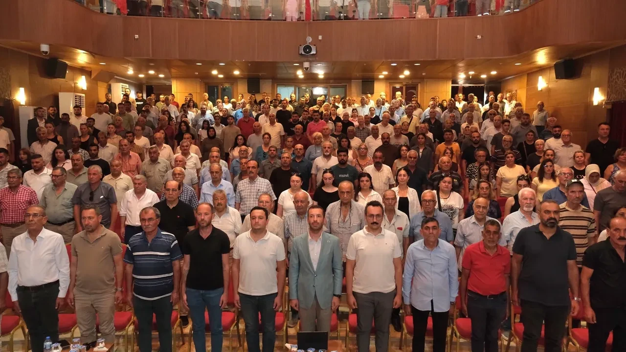 Eski Ceyhan Belediye Başkanı Kadir Aydar CHP'den istifa ederek Yeni Partiye geçti