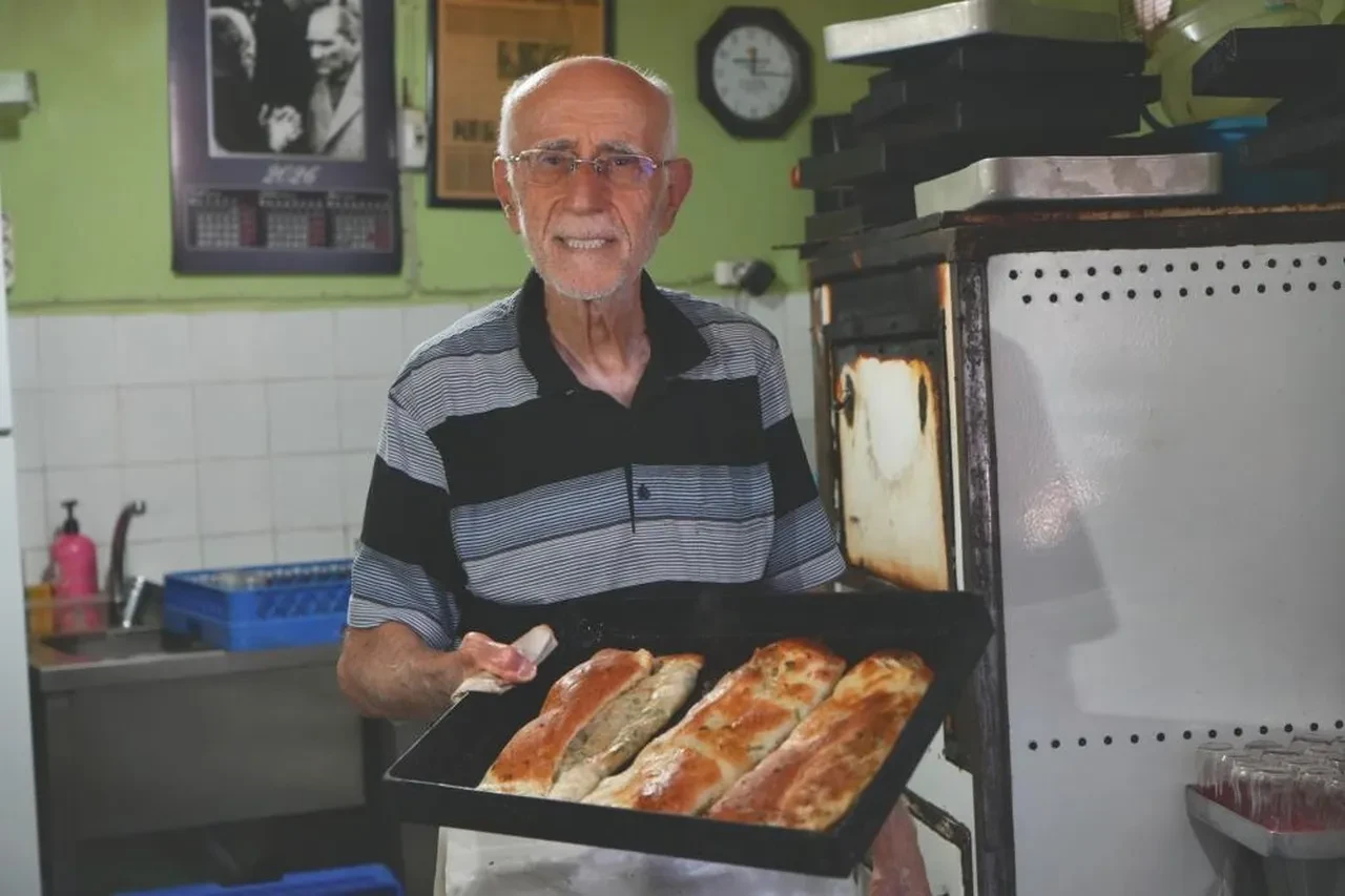Her sabah 05.00'te tezgâhın başında! 69 yıllık lezzet sırrını açıkladı: Dünyanın her yerinden müşterisi var