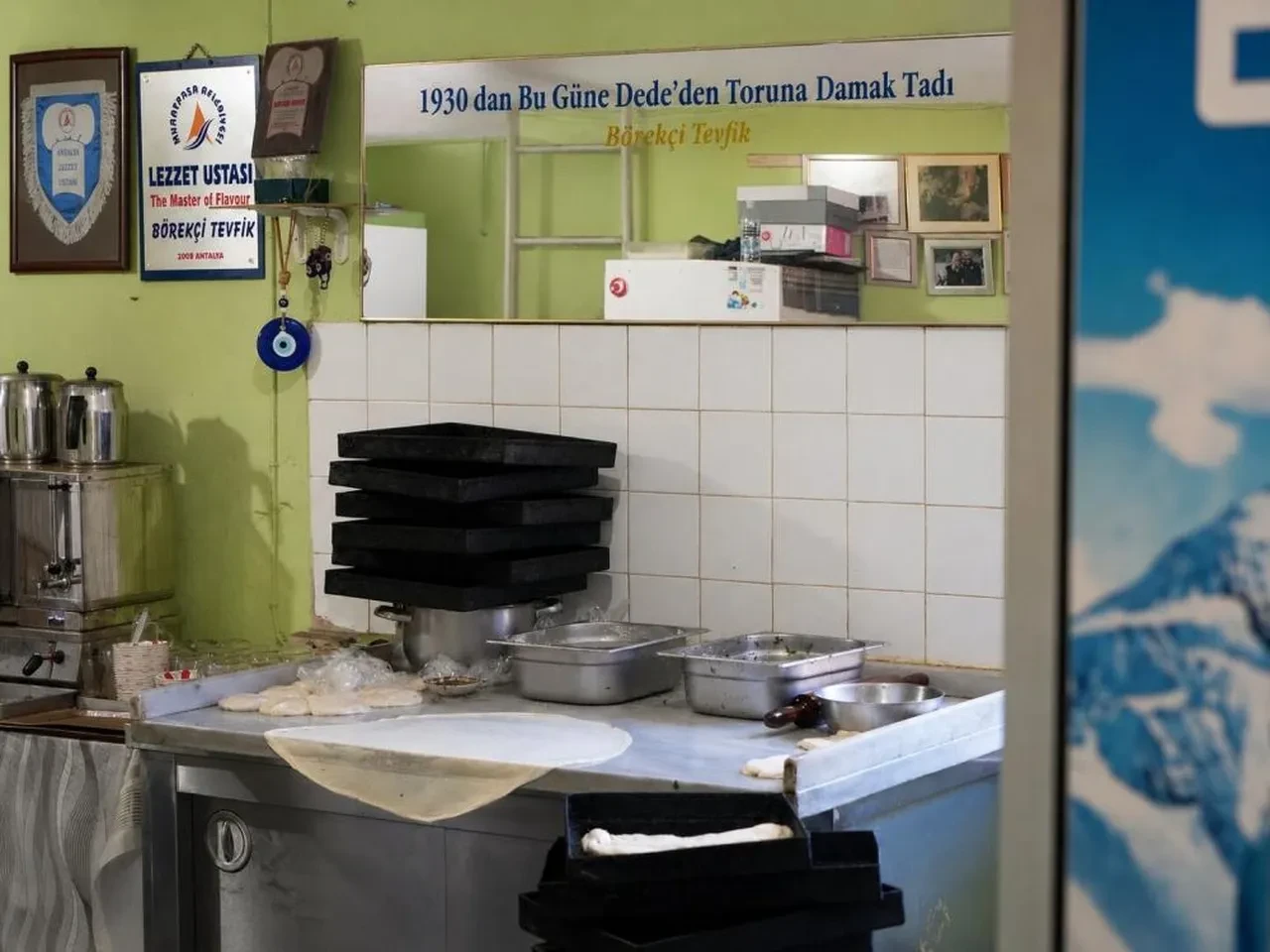 Her sabah 05.00'te tezgâhın başında! 69 yıllık lezzet sırrını açıkladı: Dünyanın her yerinden müşterisi var