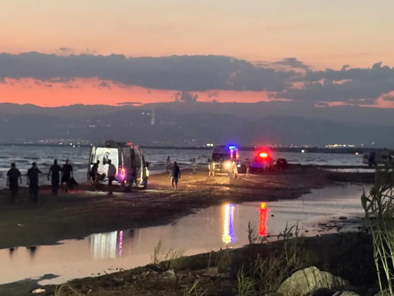Mersin'de denize giren 3 kişi boğuldu! 1 kişi aranıyor