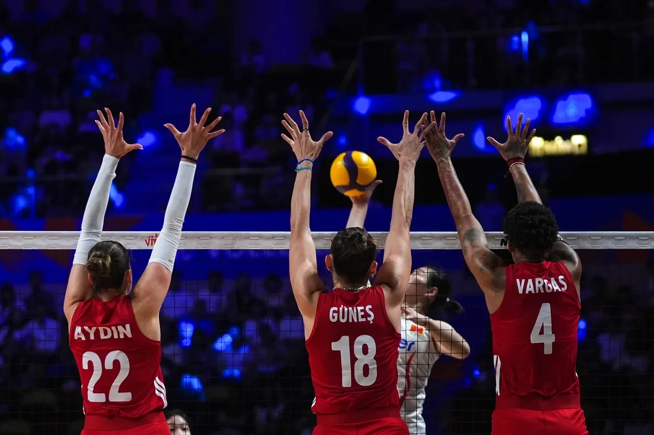 Türkiye Brezilya voleybol maçı CANLI nereden izlenir? FIVB Milletler Ligi Filenin Sultanları final maçı hangi kanalda, şifresiz mi?