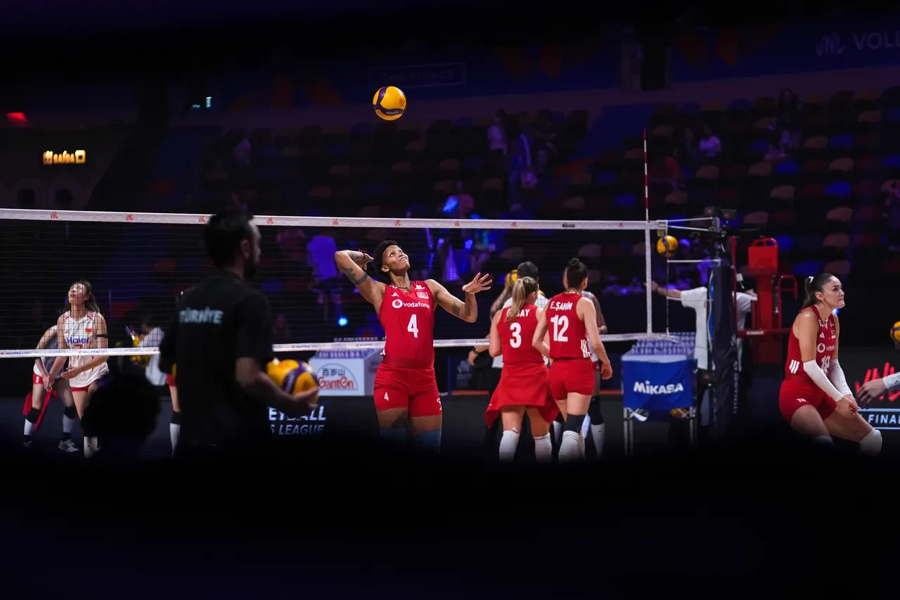 Türkiye Brezilya voleybol maçı CANLI nereden izlenir? FIVB Milletler Ligi Filenin Sultanları final maçı hangi kanalda, şifresiz mi?
