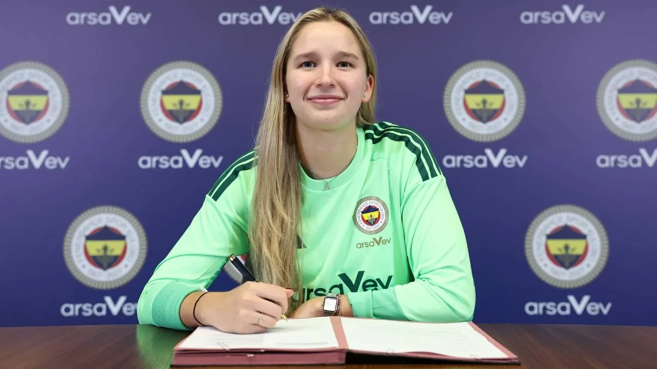Fenerbahçe, Paraguaylı kaleciyi transfer etti! Sarı-lacivertliler yeni oyuncusunu açıkladı