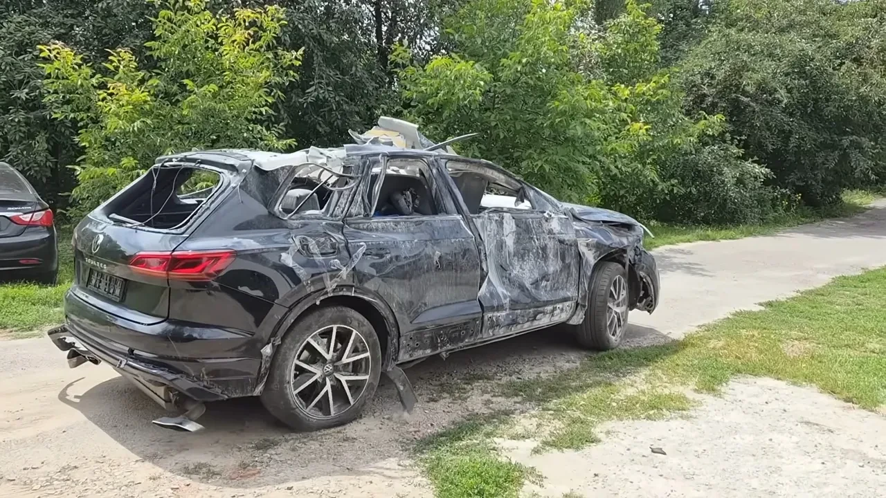 Füze patlamasından çıkan Volkswagen arabanın son hali şaşırttı!