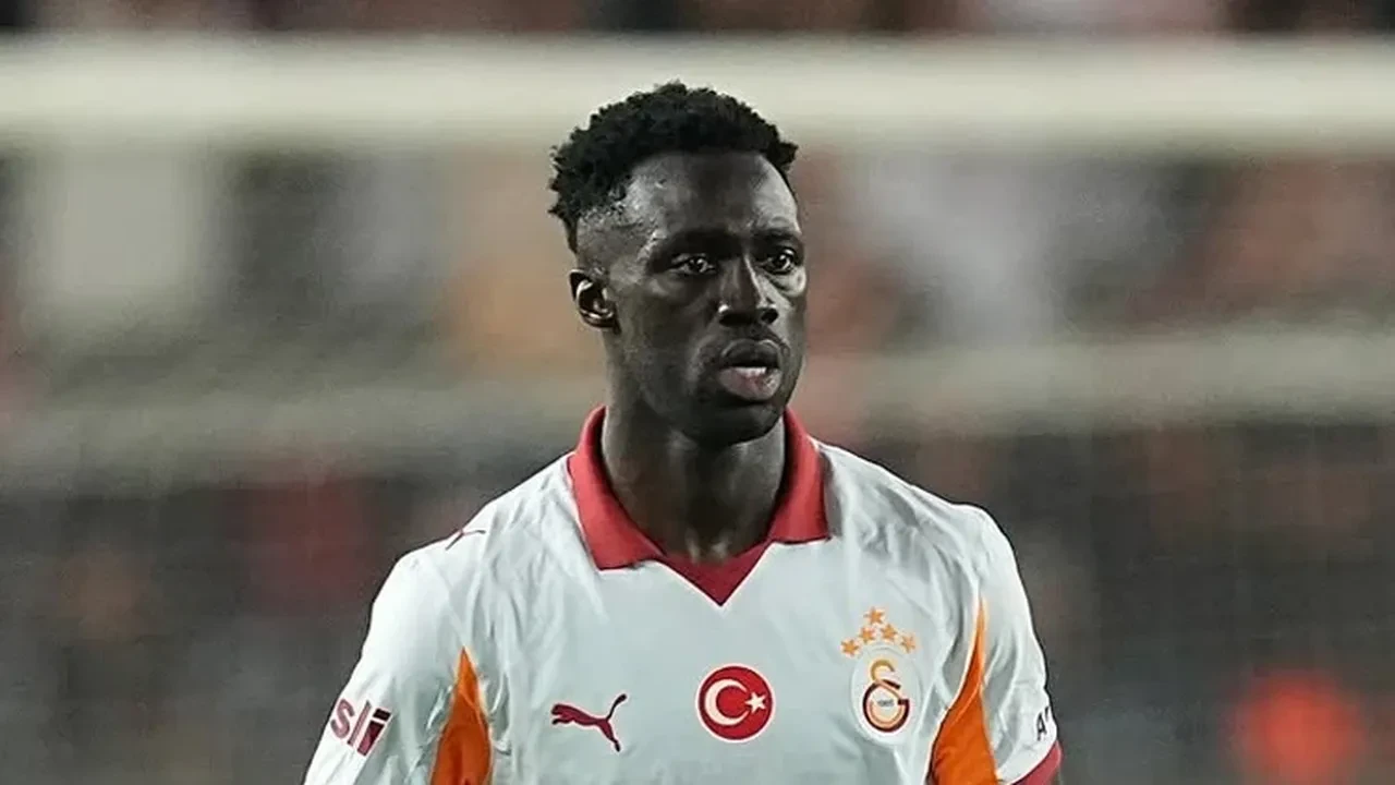 Galatasaray'da sürpriz Davinson Sanchez kararı: Como'nun teklifine beklenmedik cevap!