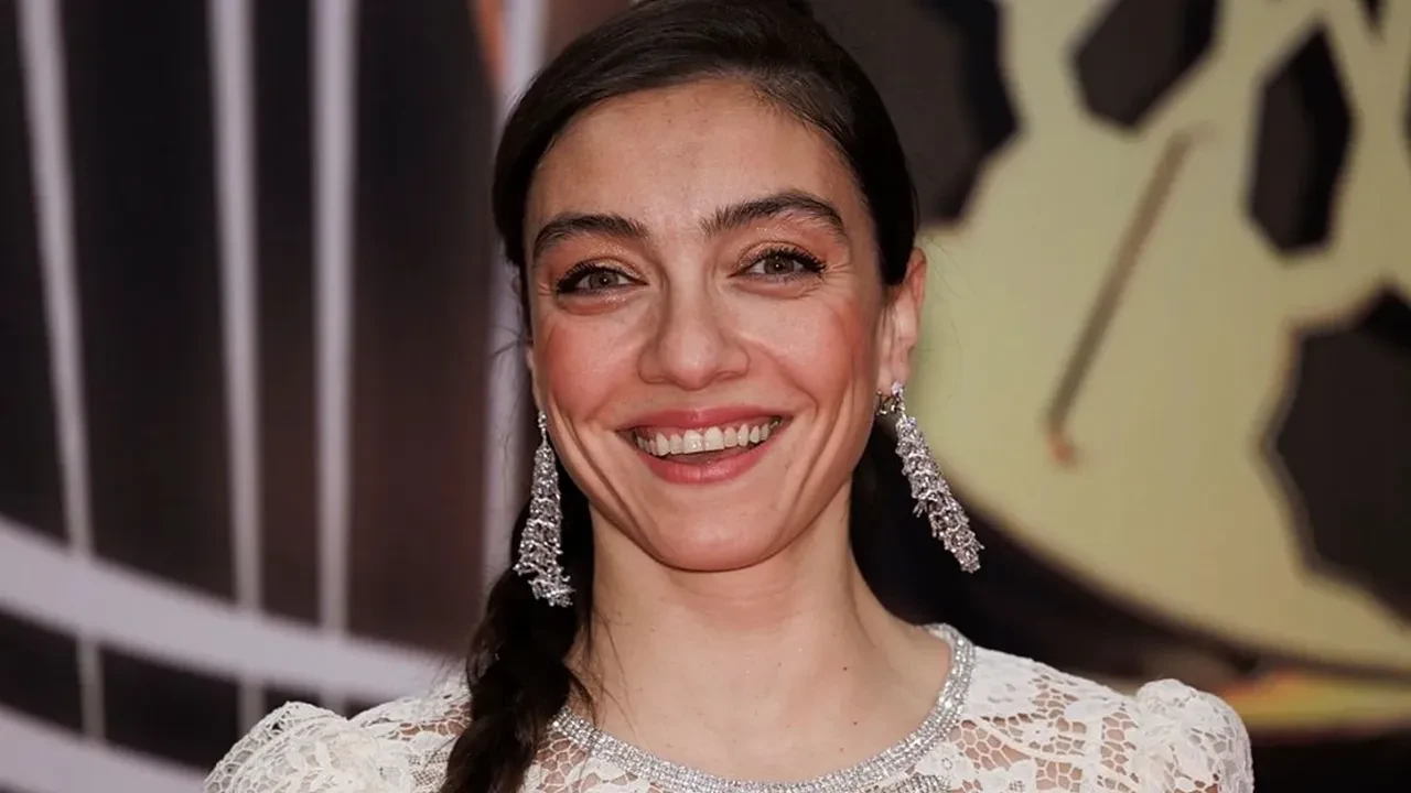 Merve Dizdar’ın bebeğinin cinsiyeti belli oldu! “ Erkek olması beni mutlu etti”  