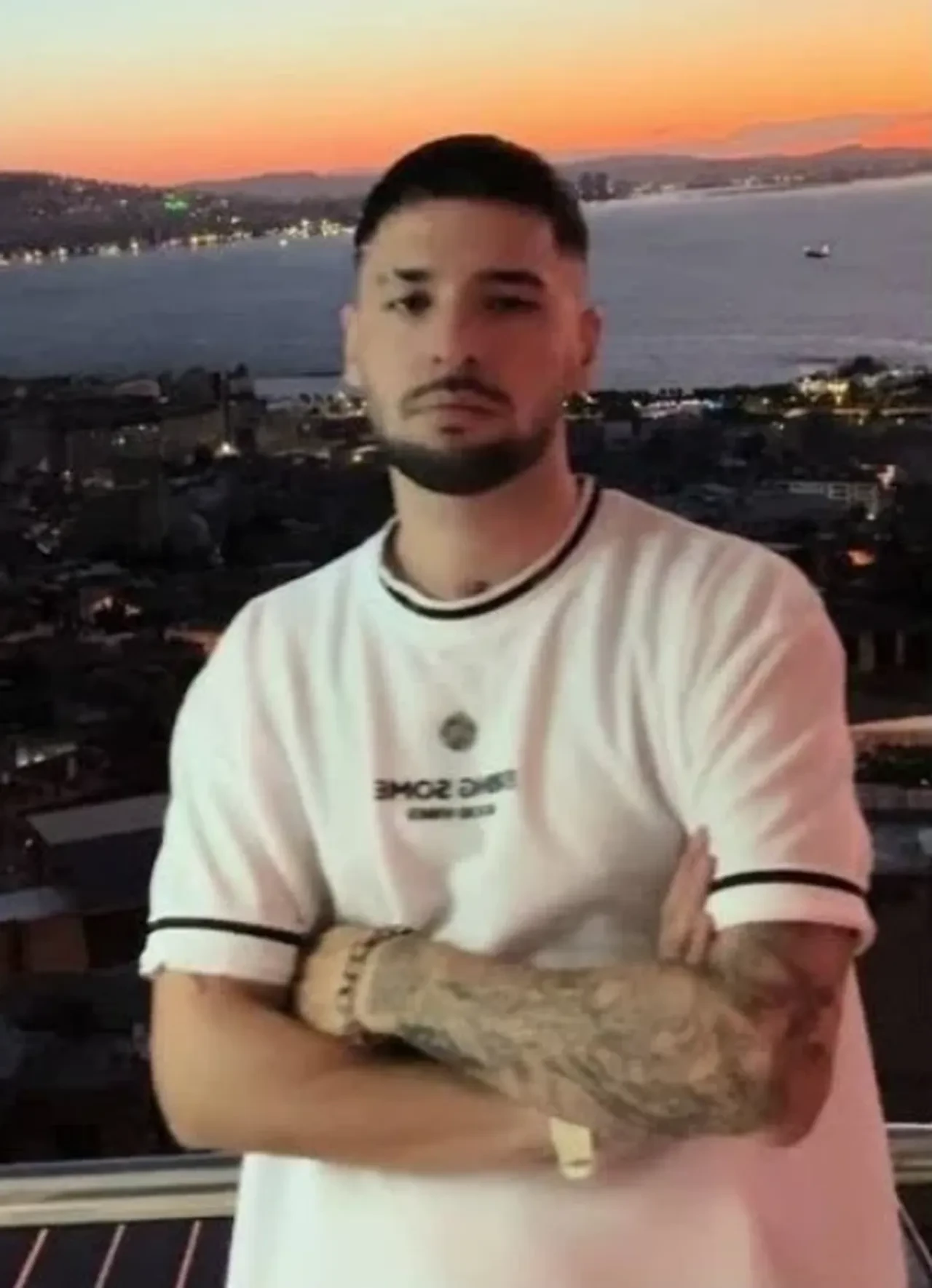 Şarkı sözleri başını yaktı: Rapçi Uzay lakaplı Erol Can Güncü tutuklandı