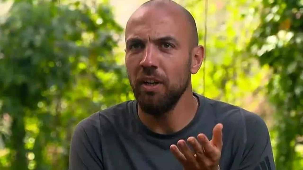 Survivor’da gizlice buluşan Beyza ve Sercan ilk kez bir araya geldi! Aralarına Nagihan girdi