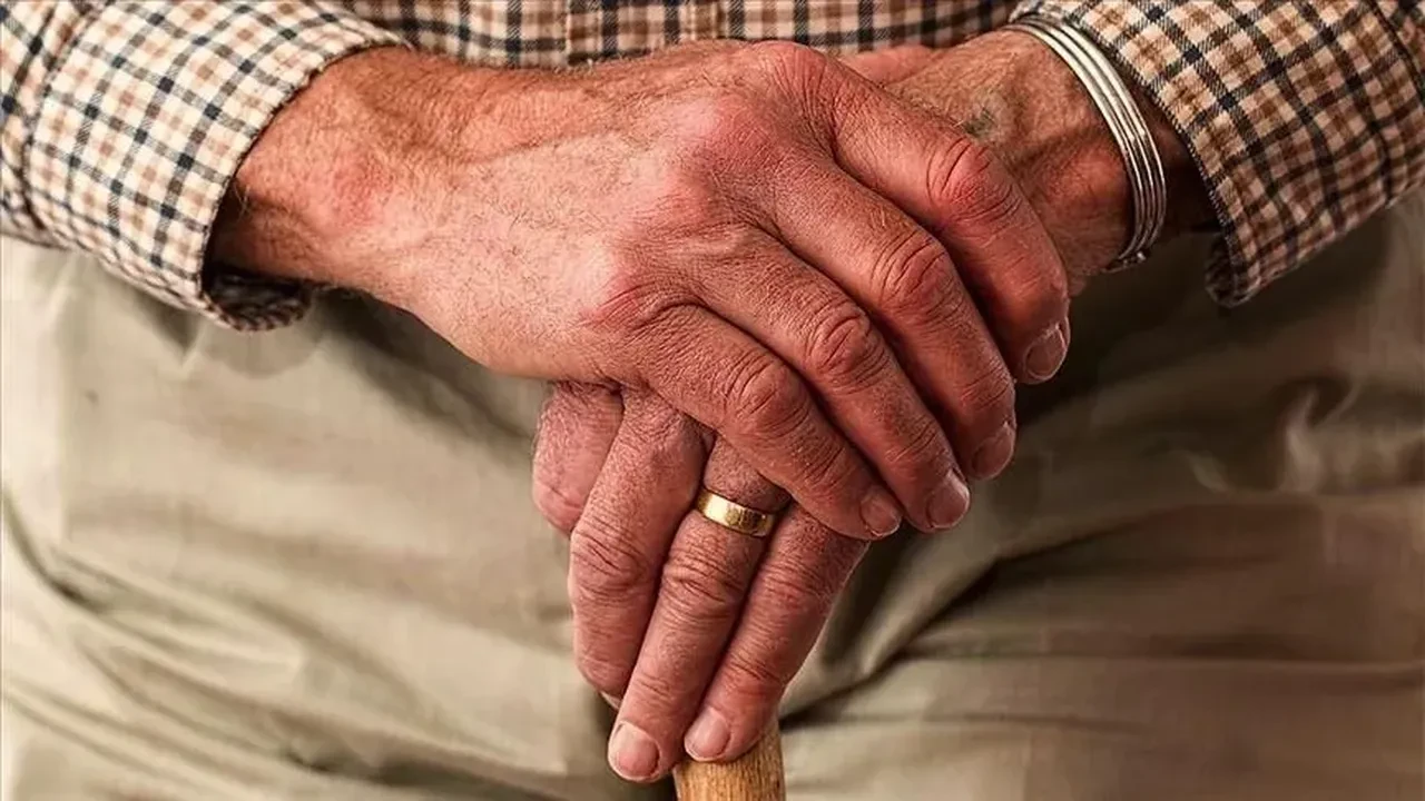 Tüm hastalıklar bitse insan ne kadar süre yaşayabilir? Bilim insanları açıkladı!