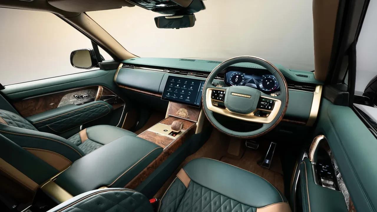 63 milyonluk lüks otomobilin içerisinde av tüfeği bile var… Dünyada yalnızca 25 tane üretilecek