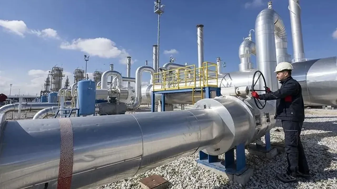 ABD'den Avrupa'ya doğalgaz darbesi! Rusya dönemine göre fiyatlar 3 katına çıktı