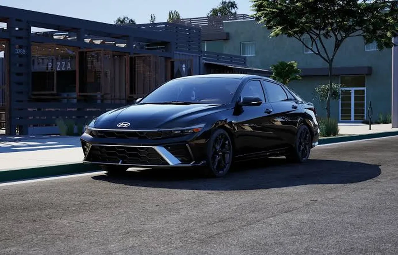 2026 Hyundai Elantra Hybrid – 54 mpg