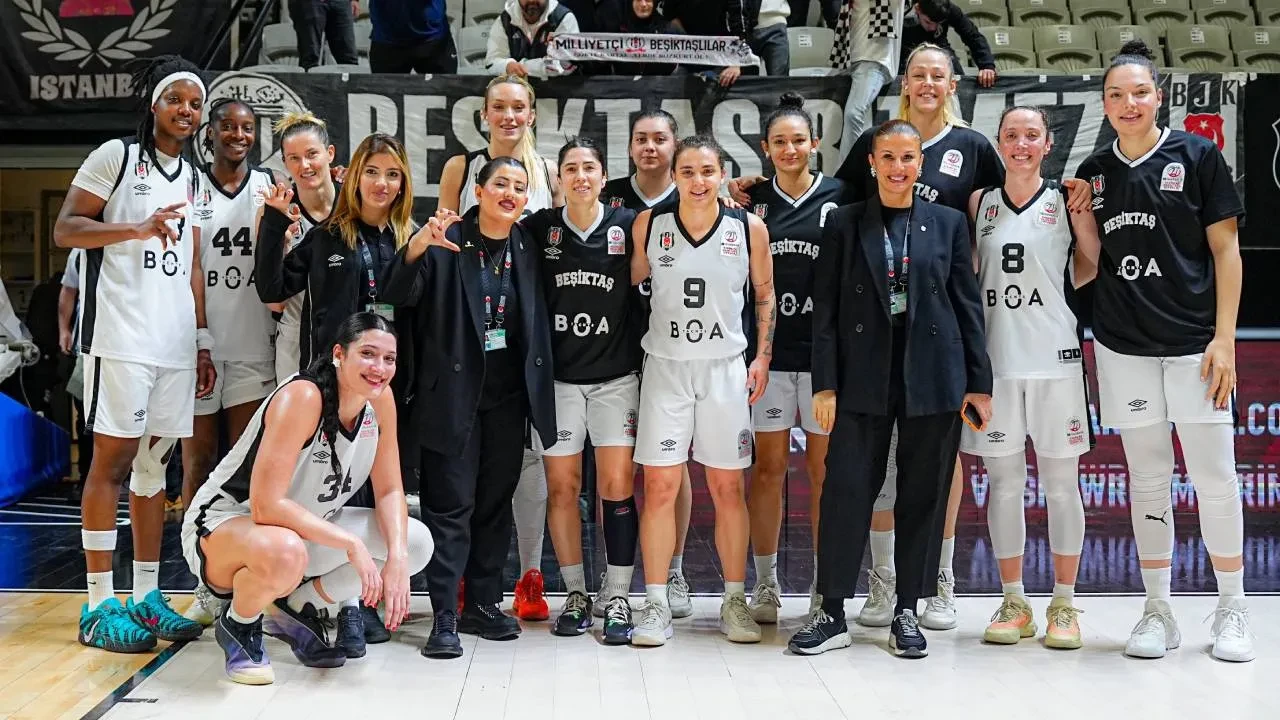 Beşiktaş'ta yeni yıldız imzayı attı! Siyah-beyazlılar, transferi resmen duyurdu