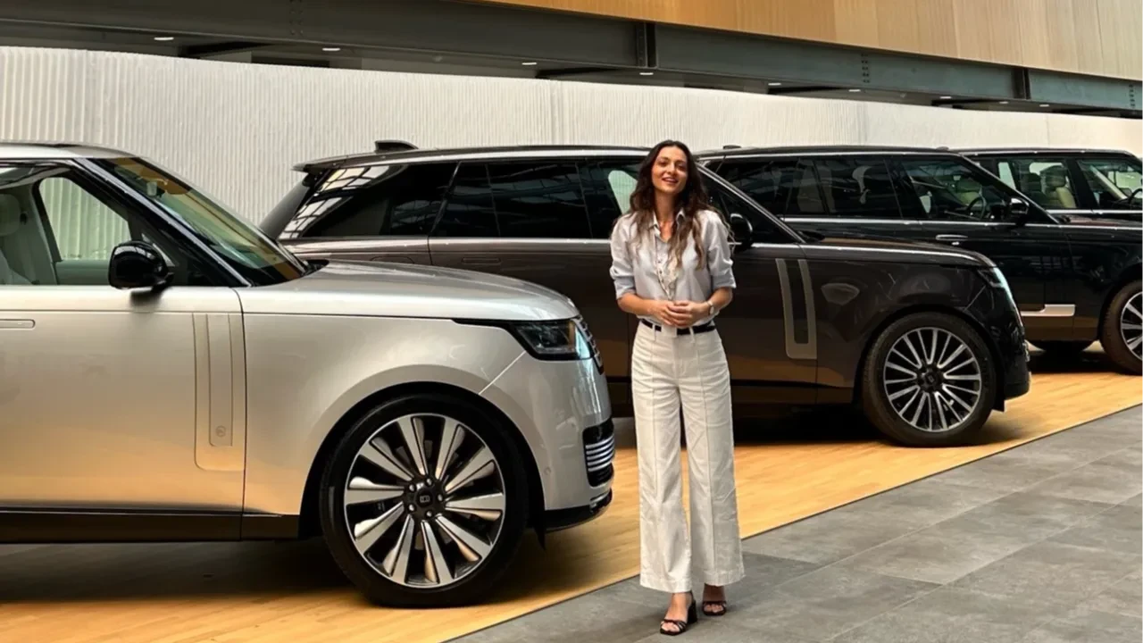 Eda Erdal Land Rover 