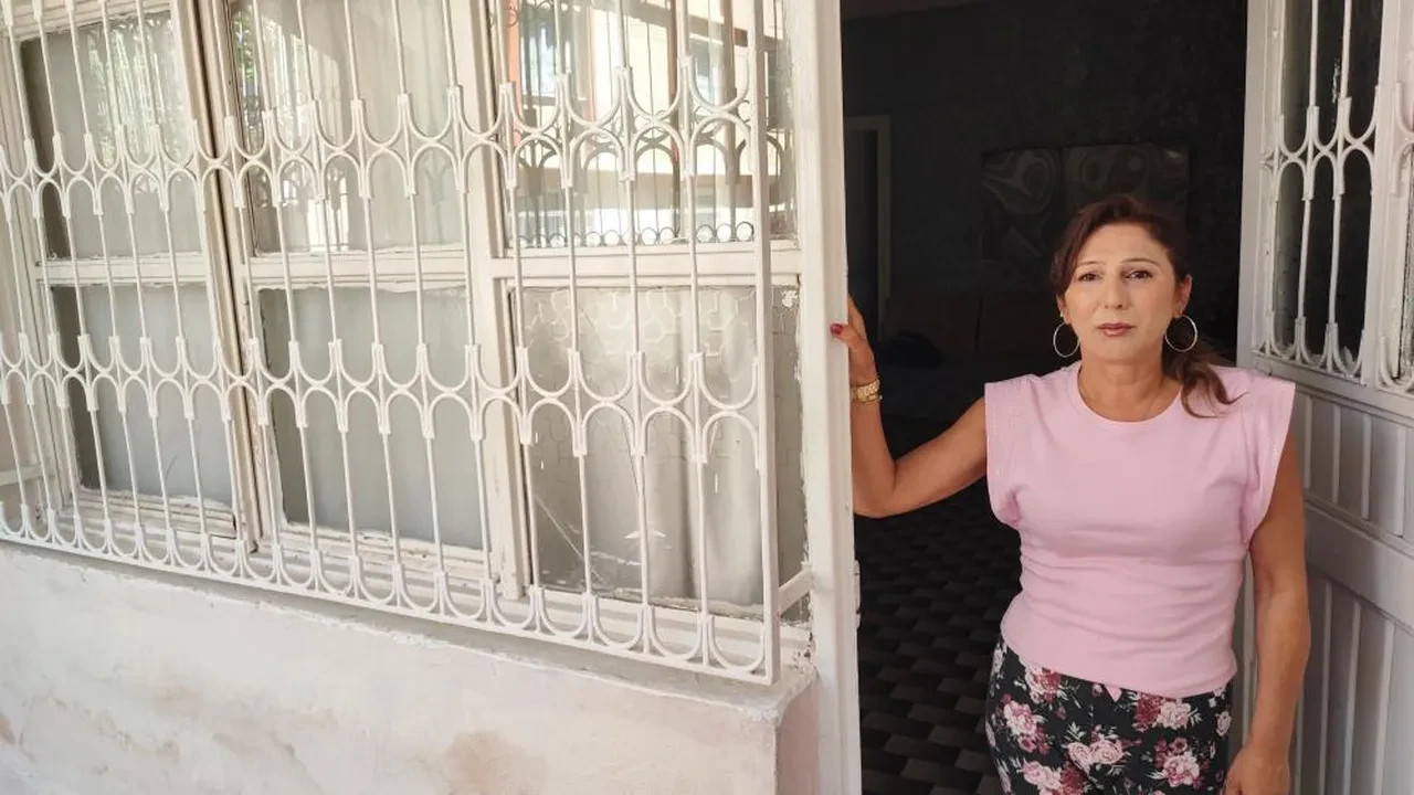 Eski koca dehşeti! 10 yıldır ölüm tehditleri alıyor: "Önce kefen takımı gönderdi, şimdi de mezar alacak"