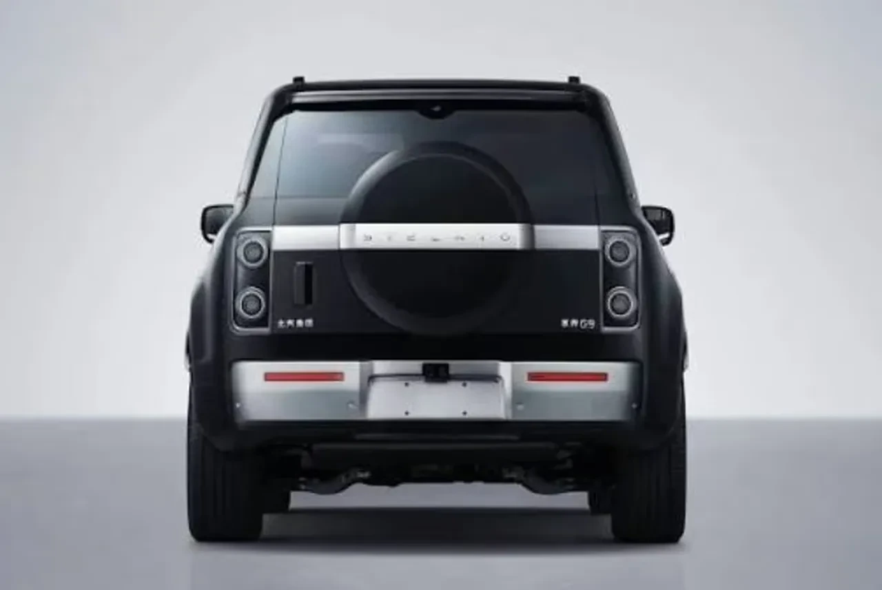 Huawei’nin 586 beygirlik yeni SUV: Tavan çadırı ve 1.300 kilometre menzili var