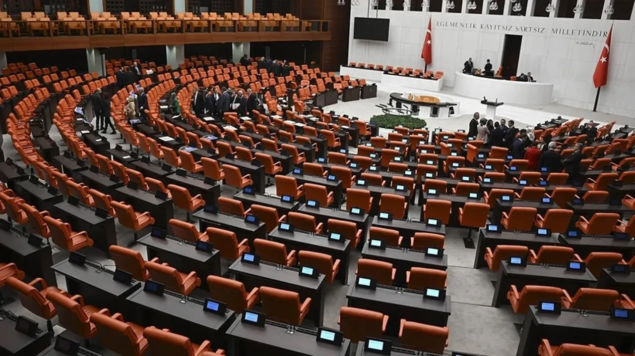 İnfaz kanunu değişiyor! AK Parti'den dikkat çeken 'genel af' açıklaması