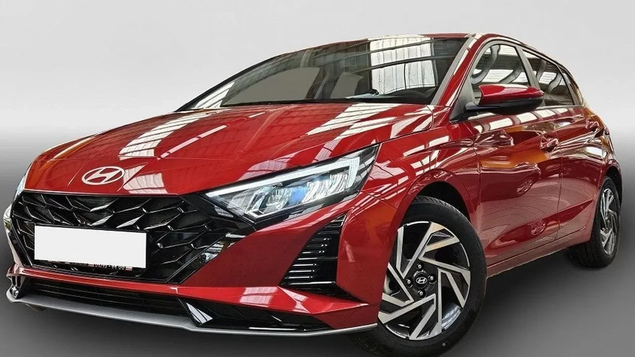 Renault Clio ve Hyundai i20 karşılaştırması: Siz olsaydınız hangisini seçerdiniz?