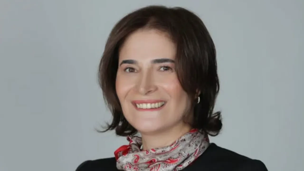 Sesten hızlı uçan ilk Türk kadın pilotun hikâyesi gündemde! "Havacılıkta Sınır Tanımayan Kadınlar" belgesel serisinin 5. Bölümü merak uyandırdı