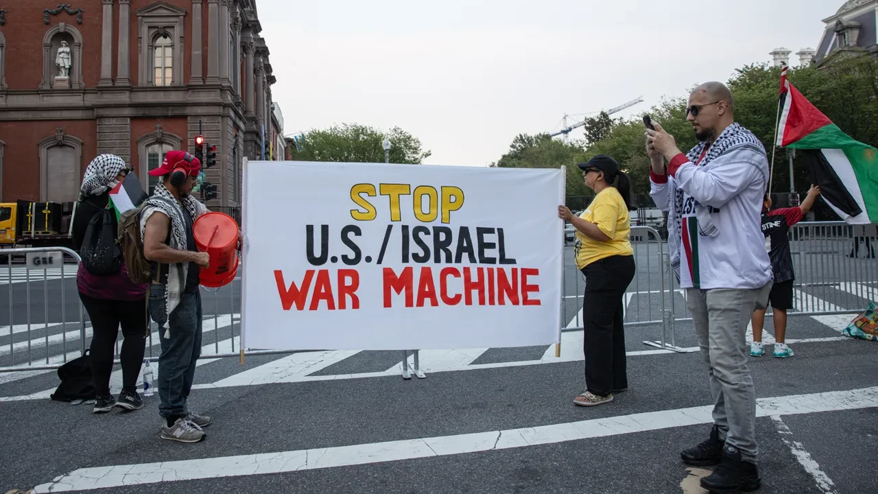 Trump ile Netanyahu Beyaz Saray'da görüştü! Ana gündem İran'dı
